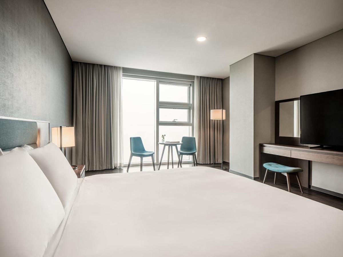 Hotel Tops 10 Gangneung Exterior photo